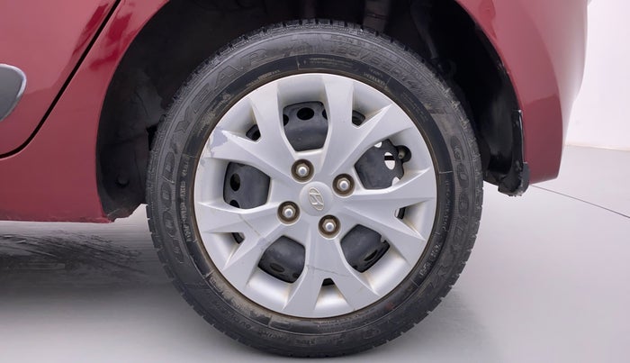 2016 Hyundai Grand i10 SPORTZ 1.2 KAPPA VTVT, Petrol, Manual, 26,981 km, Left Rear Wheel