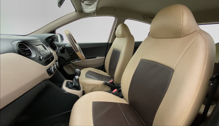 2016 Hyundai Grand i10 SPORTZ 1.2 KAPPA VTVT, Petrol, Manual, 26,981 km, Right Side Front Door Cabin