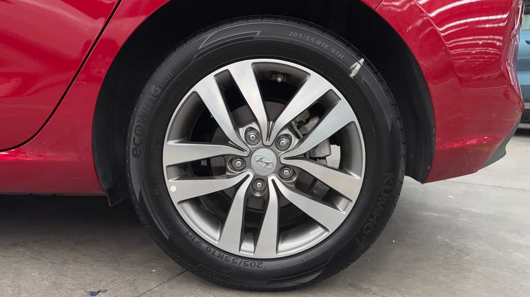2018 Hyundai i30 Active, Automatic, 25208 km, Left Rear Wheel