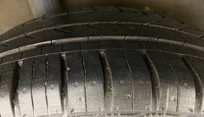 2014 Honda City V MT PETROL, Petrol, Manual, 41,662 km, Right Rear Tyre Tread