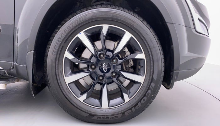 2021 Mahindra XUV500 W11, Diesel, Manual, 14,755 km, Right Front Wheel