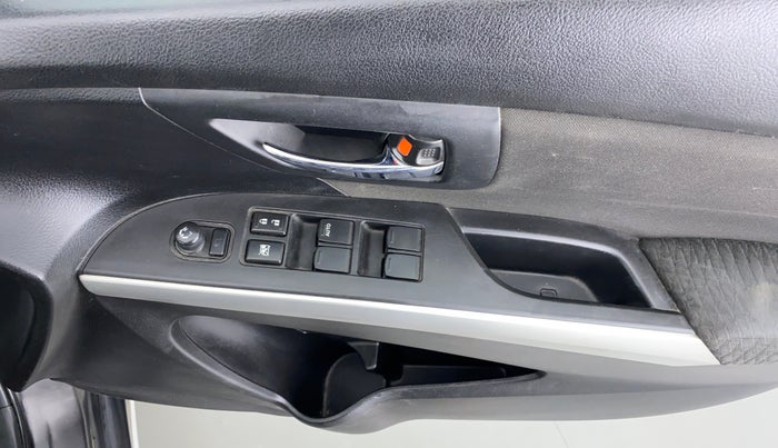 2015 Maruti S Cross ZETA 1.6, Diesel, Manual, 71,003 km, Driver Side Door Panels Control