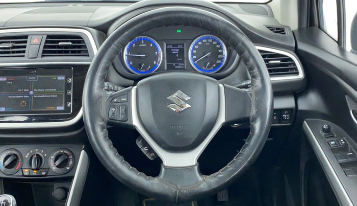 2015 Maruti S Cross ZETA 1.6, Diesel, Manual, 71,003 km, Steering Wheel Close Up