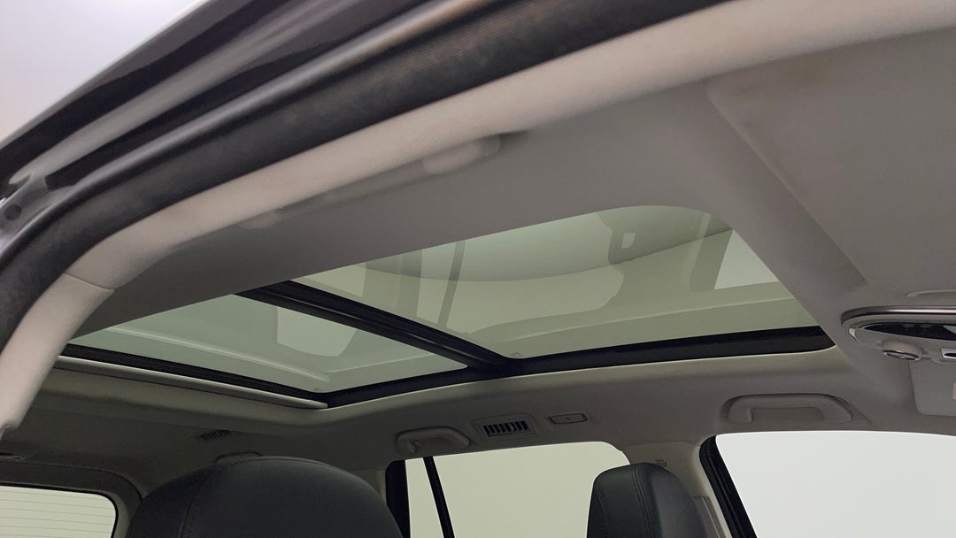 Interior Sunroof/Moonroof