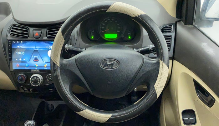 2014 Hyundai Eon ERA +, Petrol, Manual, 85,017 km, Steering Wheel Close Up