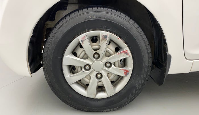 2014 Hyundai Eon ERA +, Petrol, Manual, 85,017 km, Left Front Wheel