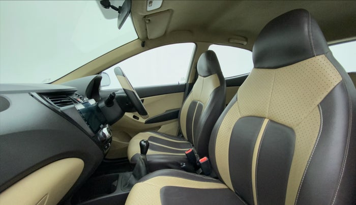 2014 Hyundai Eon ERA +, Petrol, Manual, 85,017 km, Right Side Front Door Cabin