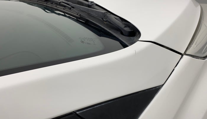 2014 Hyundai Eon ERA +, Petrol, Manual, 85,017 km, Right A pillar - Minor scratches
