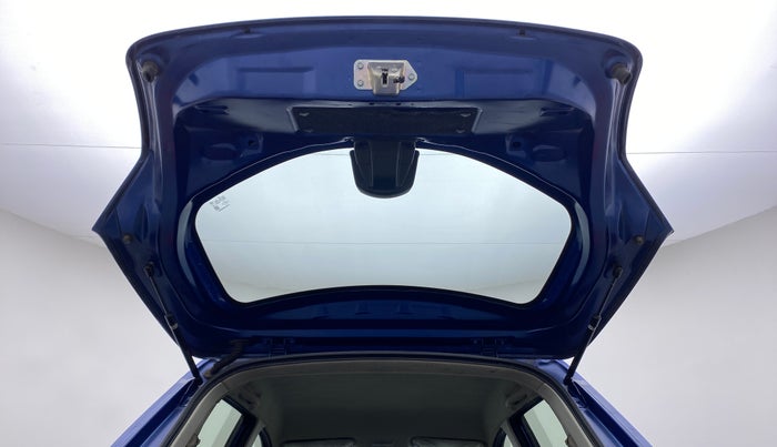 2017 Datsun Go T, Petrol, Manual, 26,883 km, Boot Door Open