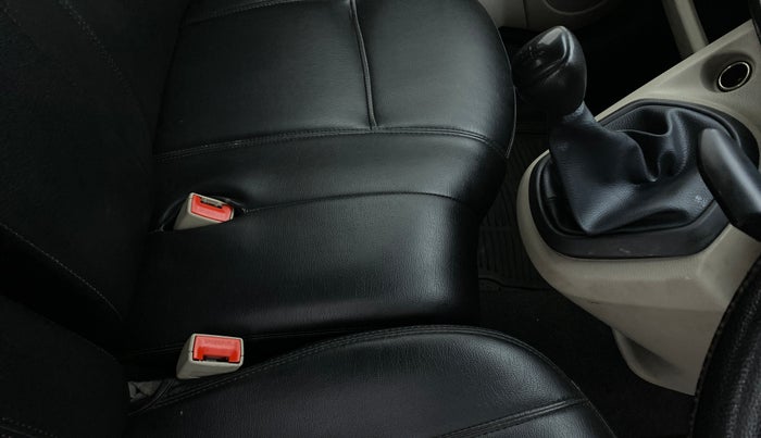 2017 Datsun Go T, Petrol, Manual, 26,883 km, Gear Lever