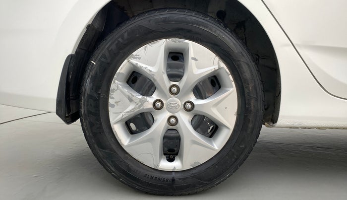 2016 Hyundai Verna FLUIDIC 1.4 VTVT, Petrol, Manual, 53,414 km, Right Rear Wheel