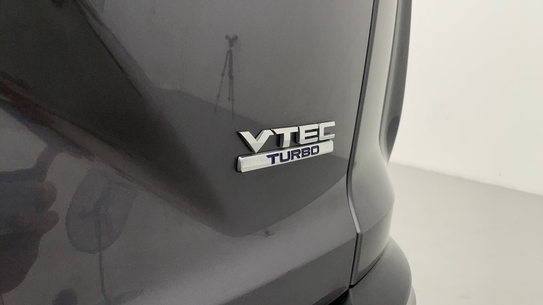 Badge (Boot Right Side)