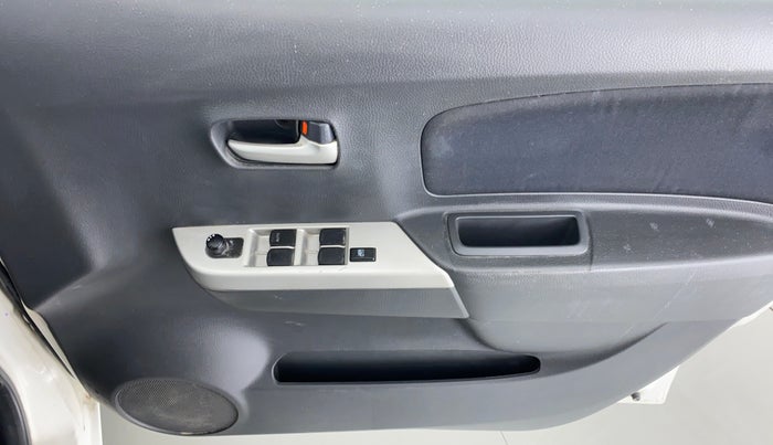 2011 Maruti Wagon R 1.0 VXI, Petrol, Manual, 22,975 km, Driver Side Door Panels Control