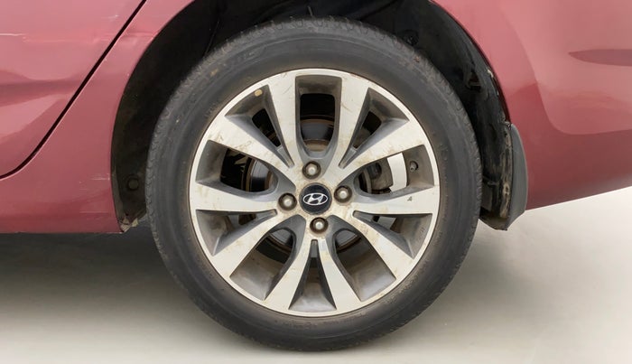 2013 Hyundai Verna FLUIDIC 1.6 CRDI SX, Diesel, Manual, 1,18,574 km, Left Rear Wheel
