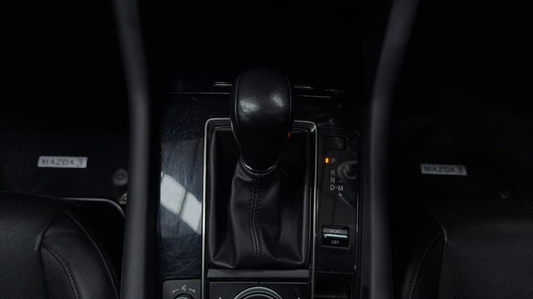 2019 Mazda 3 G20 Touring, Automatic, 60177 km, Gear Lever 