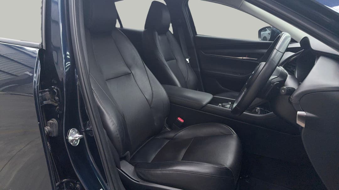 2019 Mazda 3 G20 Touring, Automatic, 60177 km, Right Side Front Door Cabin View
