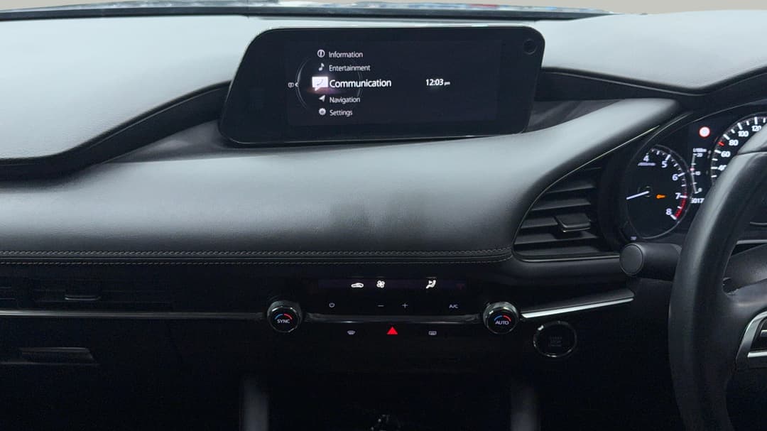 2019 Mazda 3 G20 Touring, Automatic, 60177 km, Center Console