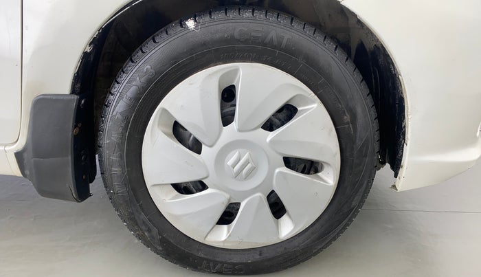2018 Maruti Celerio VXI CNG D, CNG, Manual, 70,199 km, Right Front Wheel