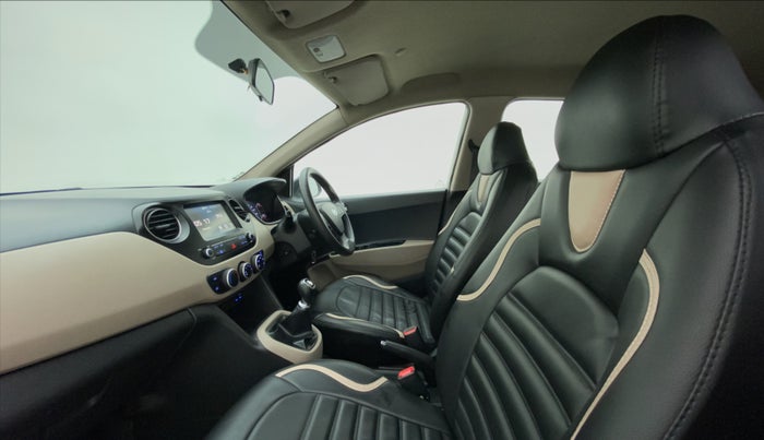 2018 Hyundai Grand i10 SPORTZ 1.2 KAPPA VTVT, Petrol, Manual, 83,405 km, Right Side Front Door Cabin