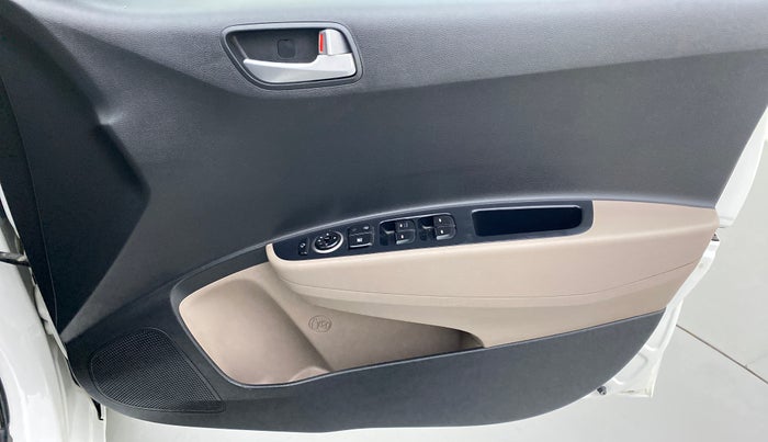 2018 Hyundai Grand i10 SPORTZ 1.2 KAPPA VTVT, Petrol, Manual, 83,405 km, Driver Side Door Panels Control