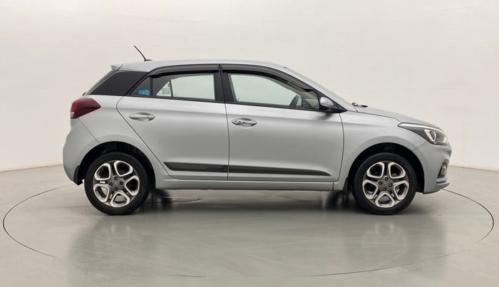 2018 Hyundai Elite i20 ASTA 1.2 (O), Petrol, Manual, 15,752 km, Right Side View