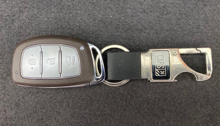 2018 Hyundai Elite i20 ASTA 1.2 (O), Petrol, Manual, 15,752 km, Key Close Up