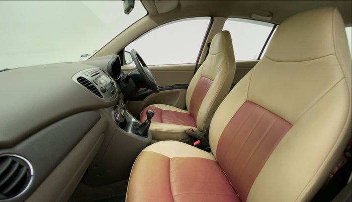 2016 Hyundai i10 SPORTZ 1.1 IRDE2, Petrol, Manual, 39,033 km, Right Side Front Door Cabin