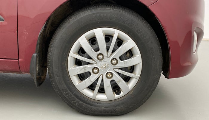 2016 Hyundai i10 SPORTZ 1.1 IRDE2, Petrol, Manual, 39,033 km, Right Front Wheel