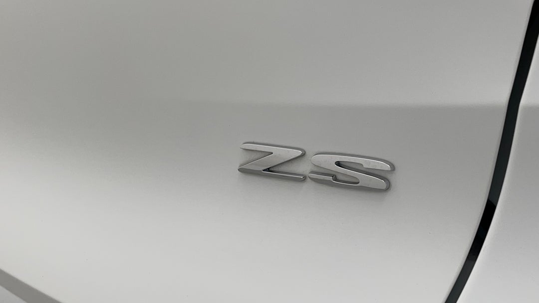 2022 MG ZS Excite, Automatic, 17709 km, Badge (Boot Right Side)