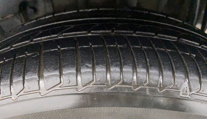 2019 Tata TIGOR XZ PLUS 1.2 REVOTRON, Petrol, Manual, 8,286 km, Left Rear Tyre Tread