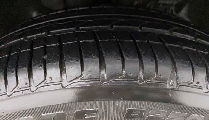 2019 Tata TIGOR XZ PLUS 1.2 REVOTRON, Petrol, Manual, 8,286 km, Right Front Tyre Tread