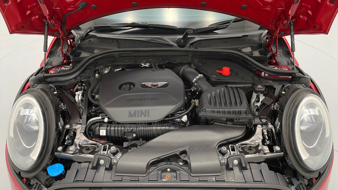 Open Bonnet (Engine)