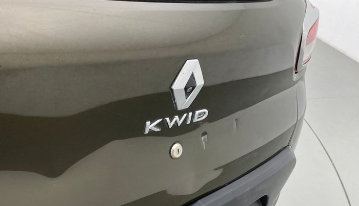 2019 Renault Kwid RXT 1.0 (O), Petrol, Manual, 64,974 km, Dicky (Boot door) - Slightly dented