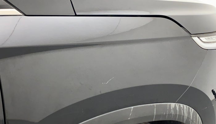 2019 MG HECTOR SMART HYBRID 1.5 PETROL, Petrol, Manual, 61,766 km, Right fender - Minor scratches