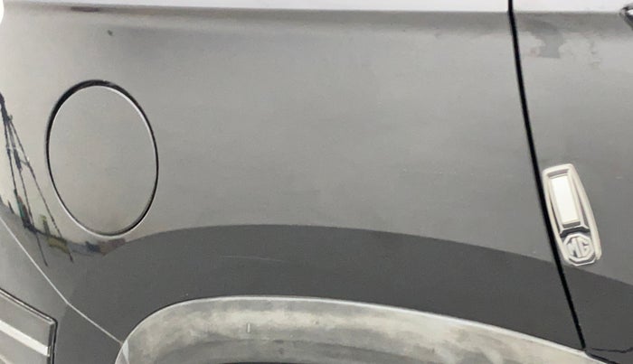 2019 MG HECTOR SMART HYBRID 1.5 PETROL, Petrol, Manual, 61,766 km, Right quarter panel - Minor scratches