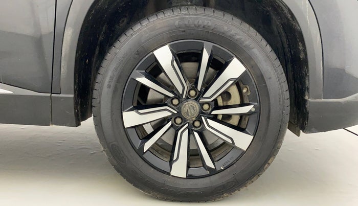 2019 MG HECTOR SMART HYBRID 1.5 PETROL, Petrol, Manual, 61,766 km, Right Front Wheel