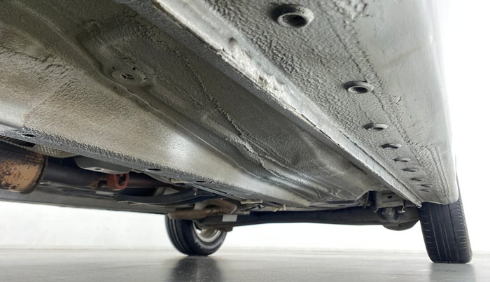 2017 Ford Figo Aspire 1.2 TITANIUM PETROL, Petrol, Manual, 43,454 km, Right Side Underbody