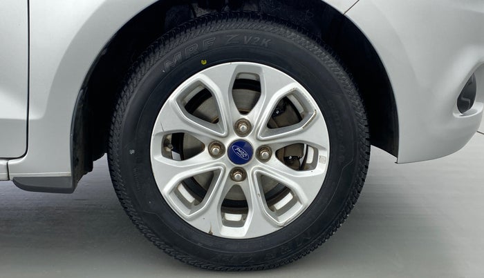 2017 Ford Figo Aspire 1.2 TITANIUM PETROL, Petrol, Manual, 43,454 km, Right Front Wheel