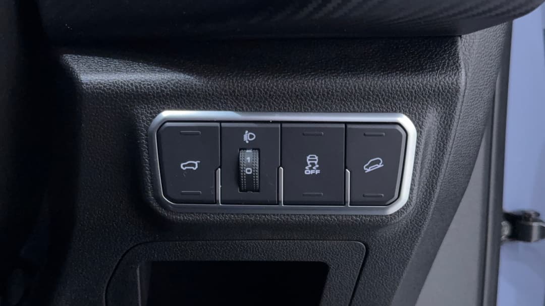 2022 GWM Haval H6gt Lux (2WD), Automatic, 33101 km, Utility Switches/Buttons