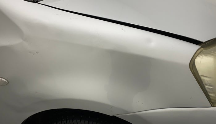 2011 Toyota Etios G, Petrol, Manual, 51,710 km, Right fender - Slight discoloration