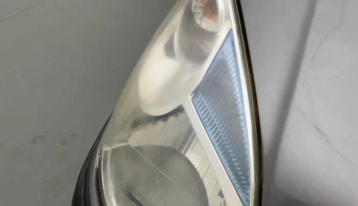 2011 Maruti Wagon R 1.0 VXI, Petrol, Manual, 1,00,490 km, Right headlight - Faded