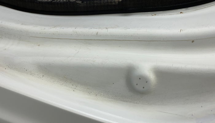 2016 Tata Tiago XE PETROL, Petrol, Manual, 1,01,386 km, Left running board - Minor scratches