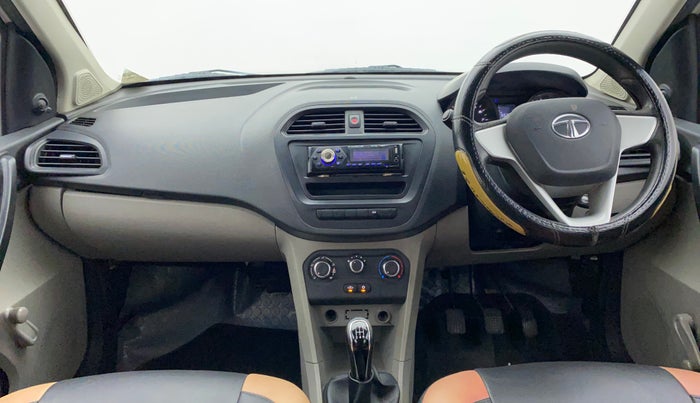 2016 Tata Tiago XE PETROL, Petrol, Manual, 1,01,386 km, Dashboard