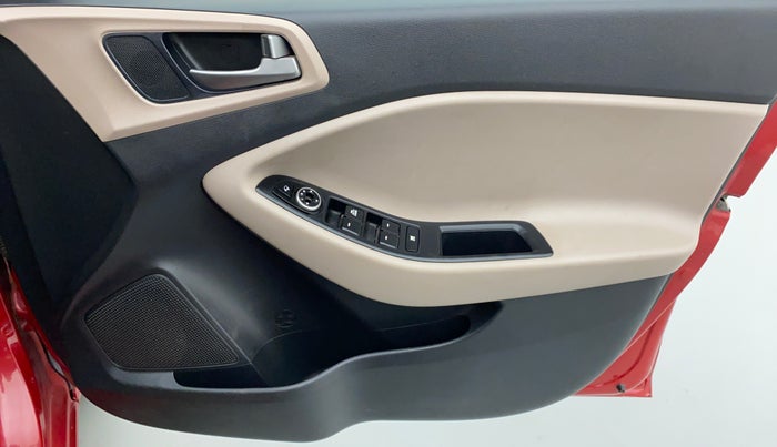 2016 Hyundai Elite i20 SPORTZ 1.2, Petrol, Manual, 70,297 km, Driver Side Door Panels Control