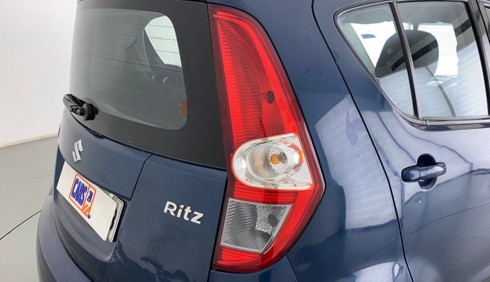 2010 Maruti Ritz ZXI, Petrol, Manual, 83,901 km, Right tail light - Minor scratches