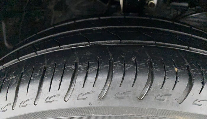 2019 Maruti Baleno SIGMA 1.2 K12, Petrol, Manual, 36,226 km, Right Front Tyre Tread