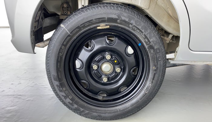 2018 Maruti Alto K10 VXI P, Petrol, Manual, 28,287 km, Right Rear Wheel