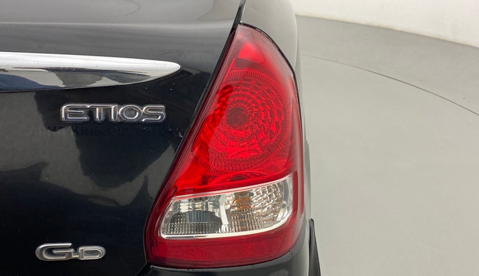 2012 Toyota Etios GD, Diesel, Manual, 60,269 km, Right tail light - Reverse gear light not functional