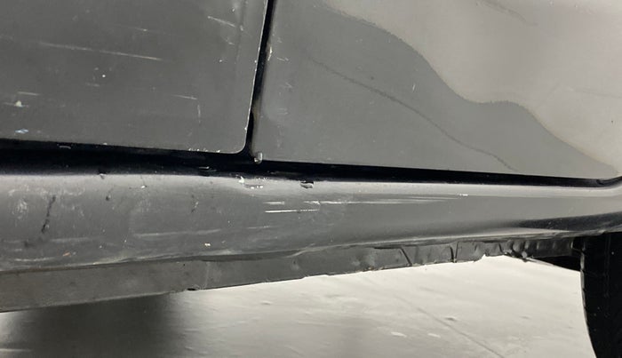 2012 Toyota Etios GD, Diesel, Manual, 60,269 km, Left running board - Minor scratches