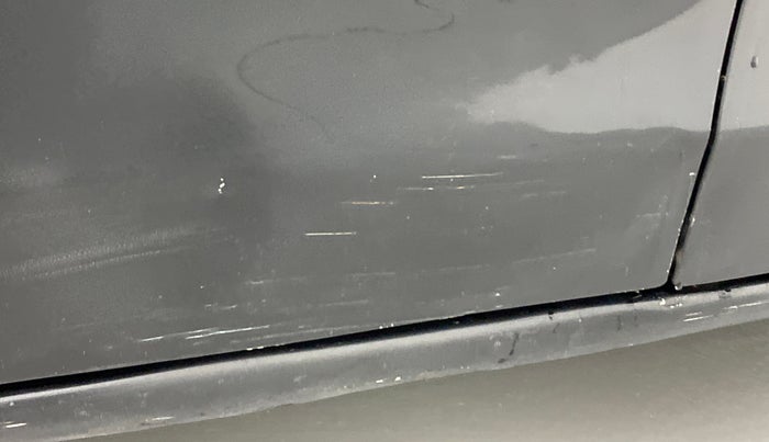 2012 Toyota Etios GD, Diesel, Manual, 60,269 km, Front passenger door - Minor scratches